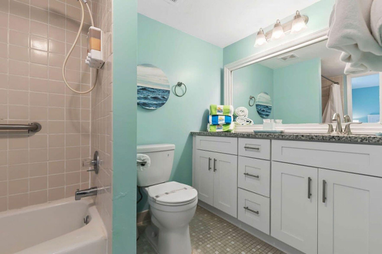 Others 2, Updated Ocean Front Condo Aquamarine Suite 201, Volusia