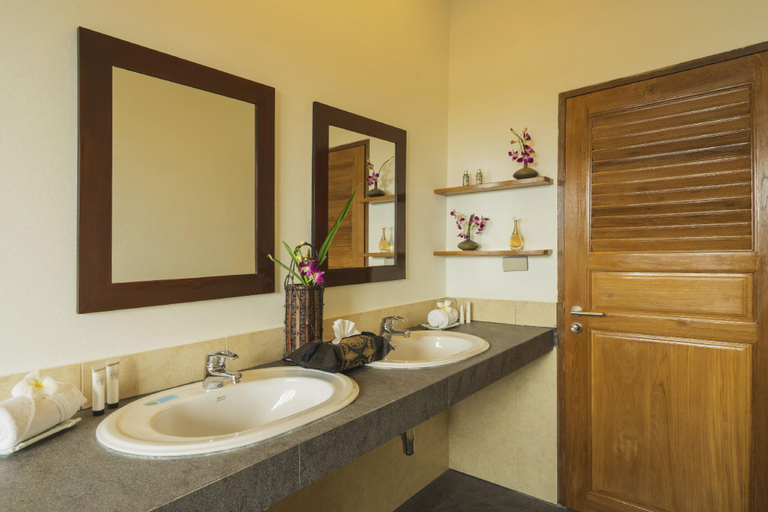 Others 3, Luxury Beach Front Noble House Villa, Phuket Island