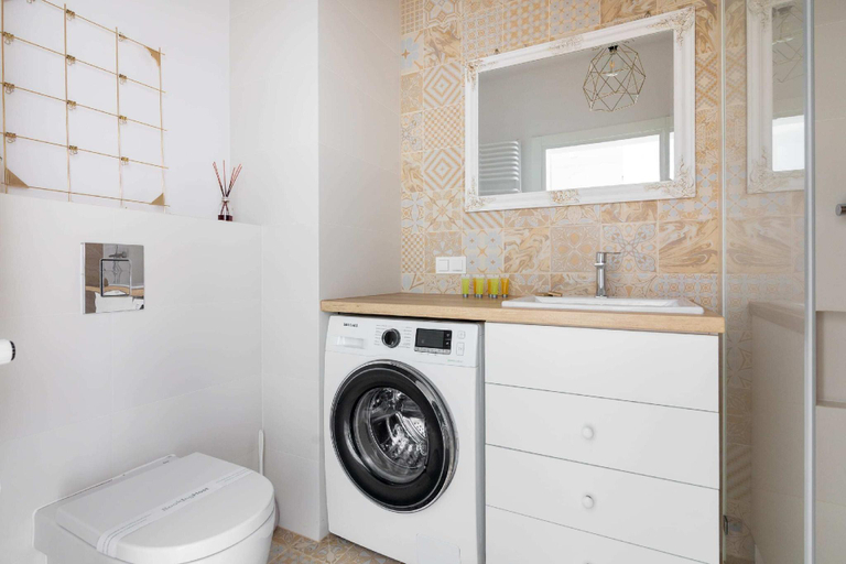 Bathroom 3, Rozlogi Sunny Apartment, Warsaw