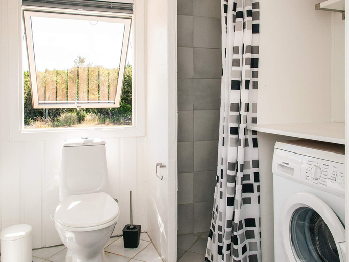 Bathroom 3, 6 Person Holiday Home in Ringkobing, Ringkøbing-Skjern