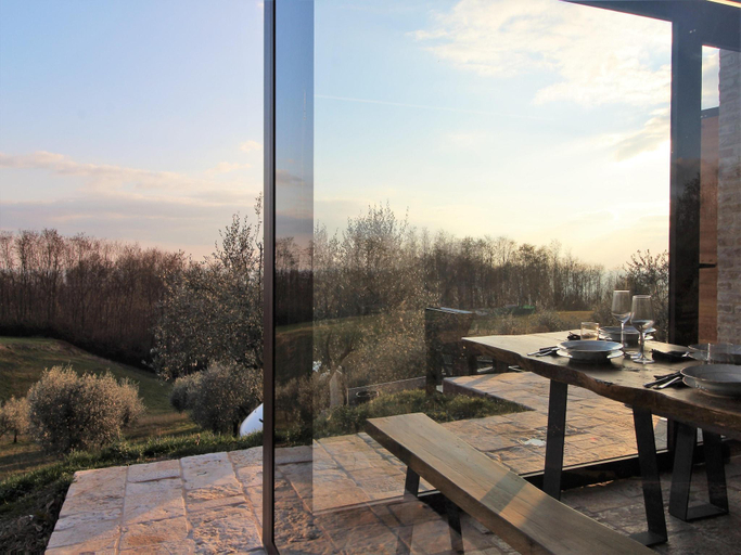 Food & Drinks 2, Chalet in Veneto near Dolomites Ski Slopes, Treviso