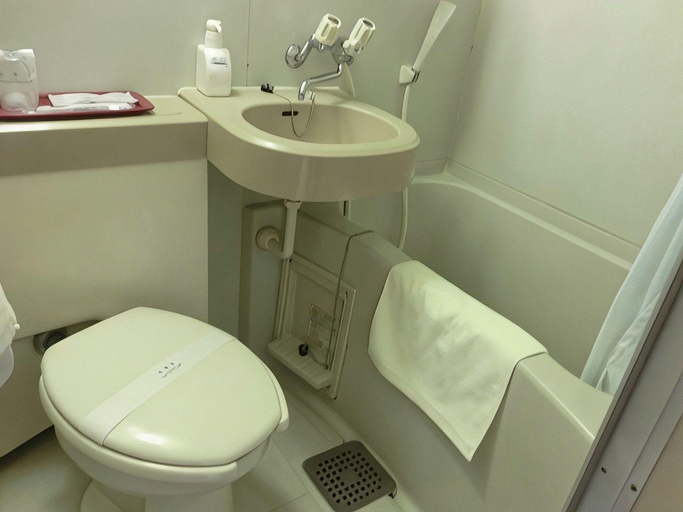 Bathroom 5, Mihara Station Hotel, Mihara