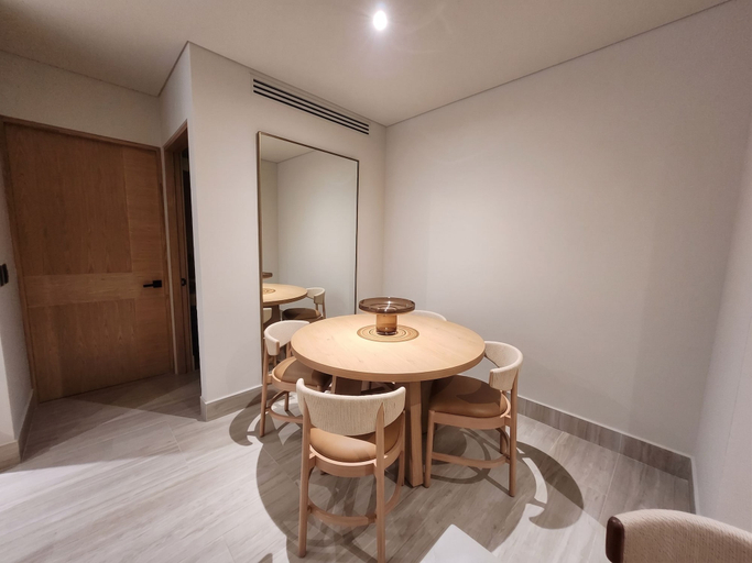 Others 2, Ameth- Apartments w/ Rooftop Pool & Gym, La Paz