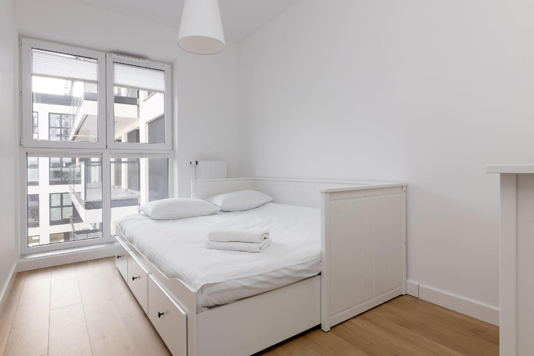 Bedroom 2, Rozlogi Sunny Apartment, Warsaw