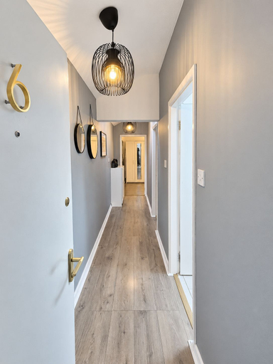 Others 3, Large 1-bed Apartment in Manchester City Center, Manchester