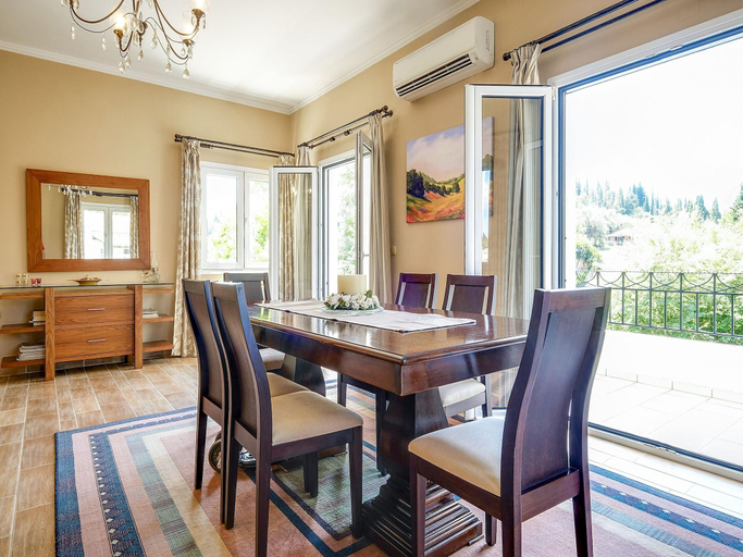 Food & Drinks 3, Villa in Kerkira near Corfu Beaches, Ionian Islands