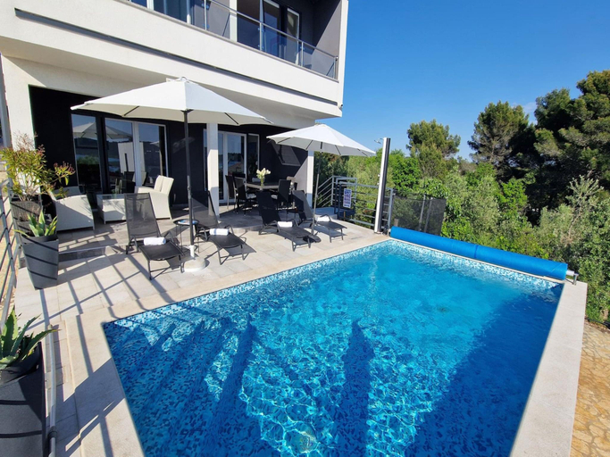 Others 3, Cosy villa in Pomer with private pool, sea-view, Medulin