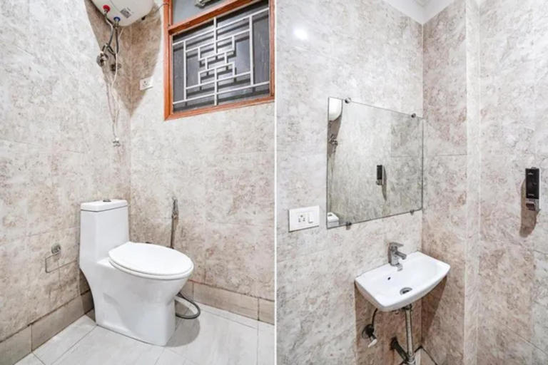 Bathroom 4, FabHotel Prime Residency, Delhi