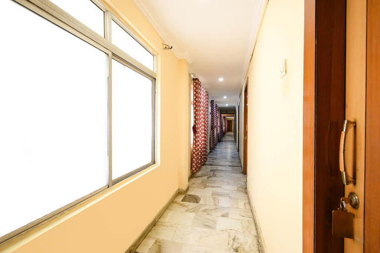 Public Area 2, FabHotel Rahul International, Hyderabad