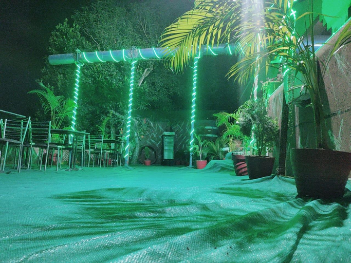 Sport & Beauty, Hotel Golden Palace Paradeep, Kendrapara