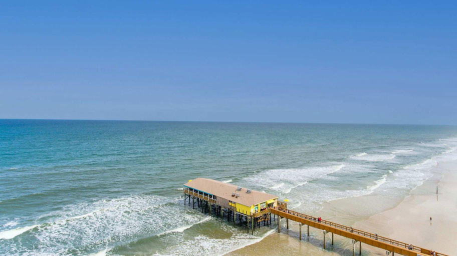 Others 5, Updated Ocean Front Condo Aquamarine Suite 201, Volusia