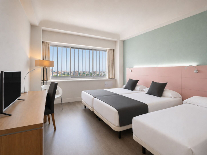 Bedroom 4, Hotel Chamartin The One, Madrid