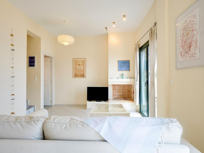 Others 2, Villa in Pera Melana near Kissakas Beach, Peloponnese