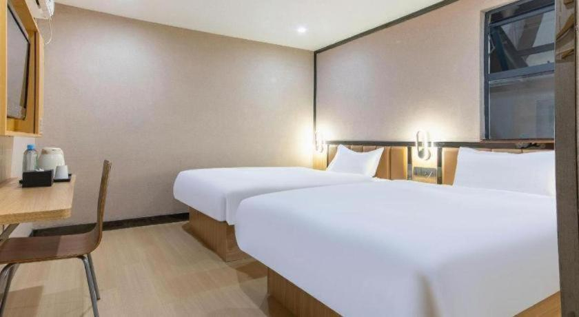 Bedroom 3, 7 Days Premium·Guangzhou Dongxiaonan Subway Station, Guangzhou