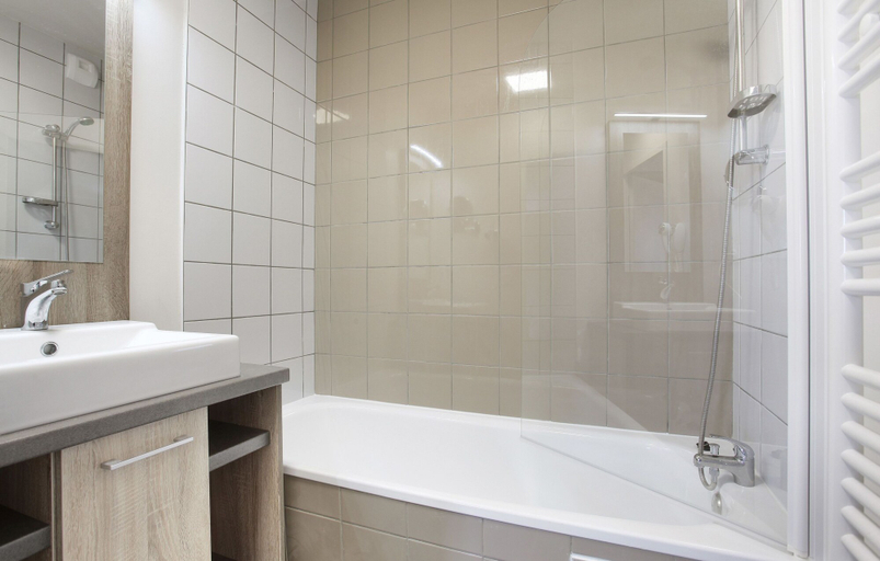 Bathroom 5, Residence Odalys Le Village de Praroustan, Alpes-de-Haute-Provence
