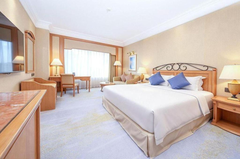 Bedroom 2, Regency Hotel, Shantou