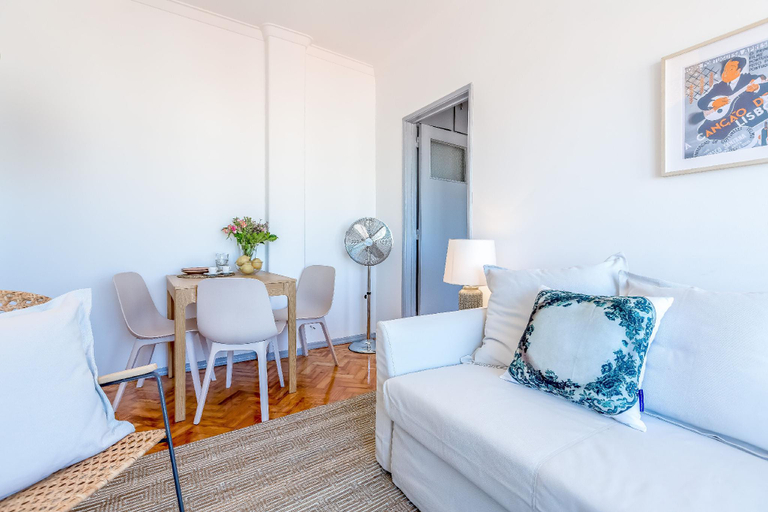 Others 5, Renovated Sunny Apartment with Balcony, By TimeCooler, Lisbon