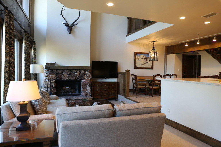 Others 1, Viking Two Bedroom Loft 2 Apartment Hotel by RedAwning, Summit