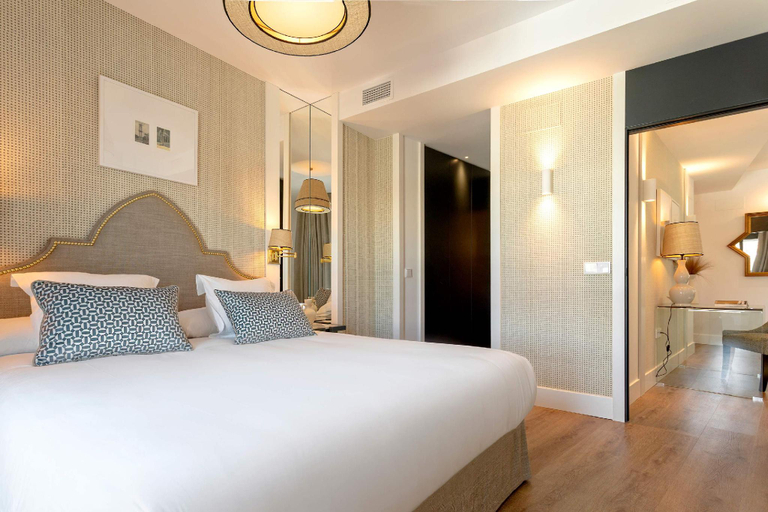 Bedroom 5, Luxury Apartment Torre del Oro View III, Sevilla