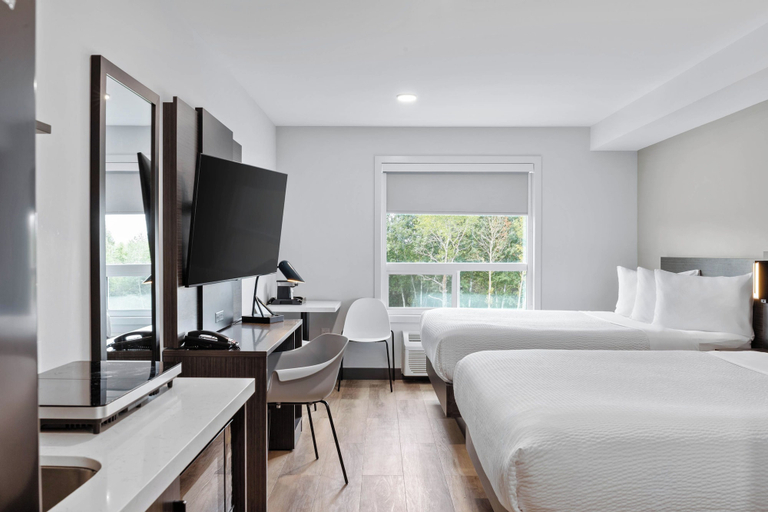 Others 4, Studio 6 – Fort Frances, On, Rainy River