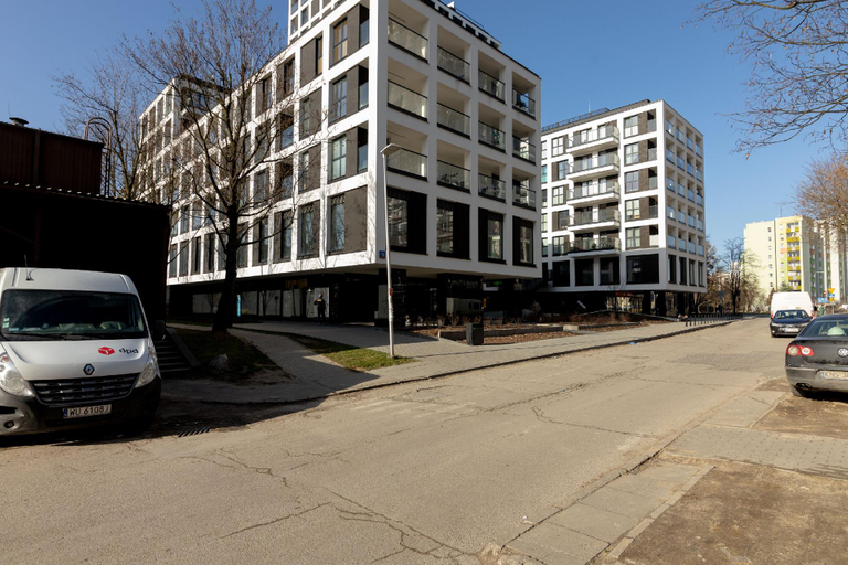 Exterior & Views 1, Rozlogi Sunny Apartment, Warsaw