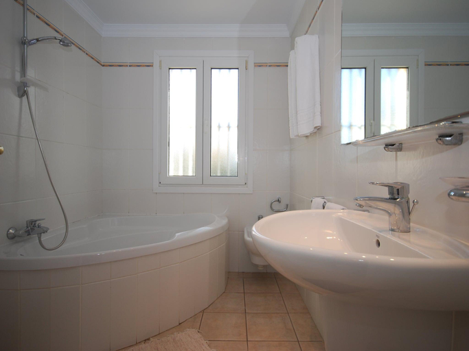 Bathroom 2, Coastal Villa with Wellness, Valencia