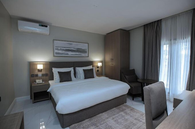 Others 4, Maxx Apartments, IbadanNorth-West