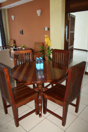 Others 5, Beachfront Apartment, Nyali