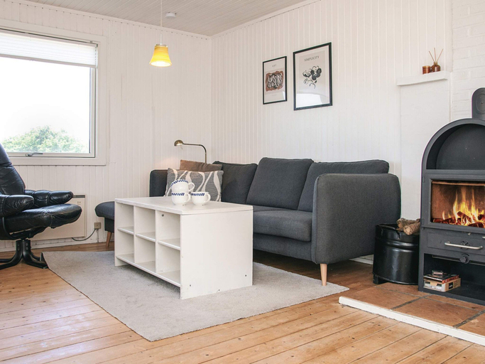 Others 4, 6 Person Holiday Home in Ringkobing, Ringkøbing-Skjern