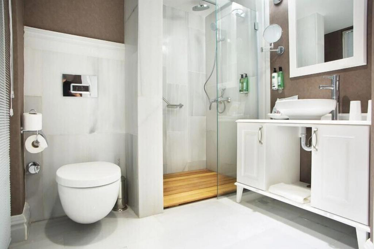 Bathroom 5, Astan Hotel Galata, Beyoğlu