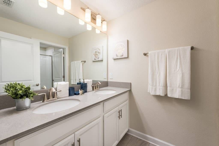 Others 4, Charming 4BR Home w/ Pool Mickey & Star Wars!, Osceola