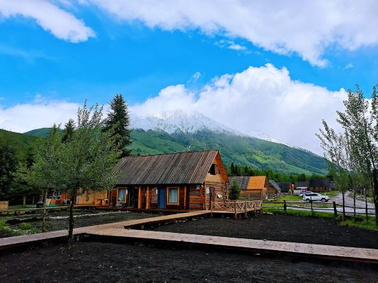 Others 2, Hemu Zuoan Homestay, Altay