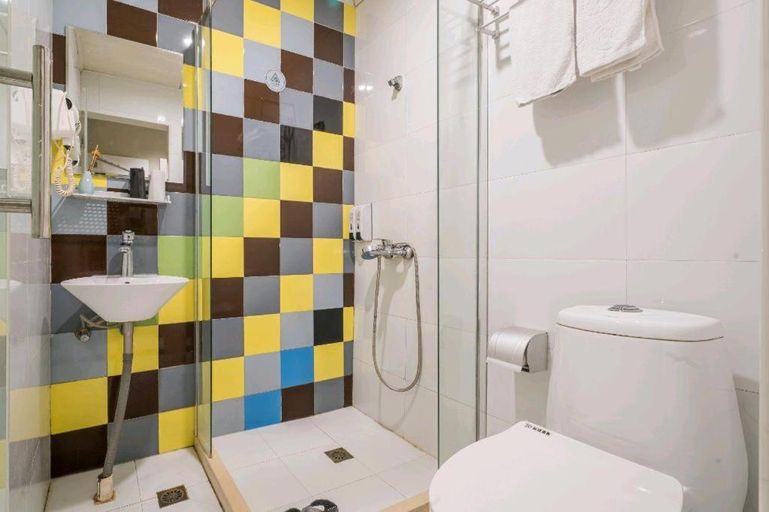 Bathroom 4, Shanghai Jiejia hotel, Shanghai