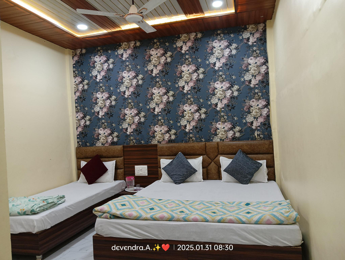 Others 3, Hotel Ganga Sagar, Ujjain