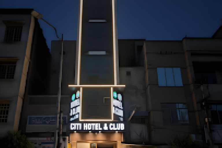 Others 4, Citi Hotel & Club, Faisalabad