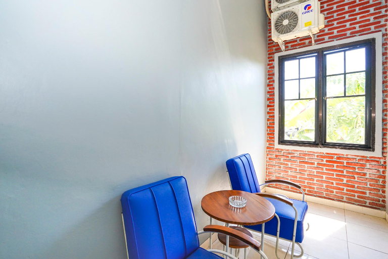 Public Area 3, RedDoorz @ Andongkoe 64 Salatiga, Salatiga