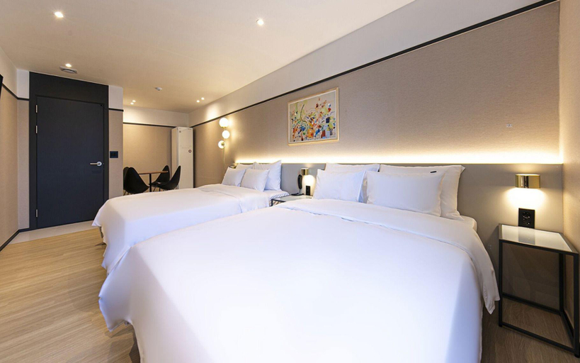 Bedroom 4, Andong No.25 Andong Station Branch, Andong