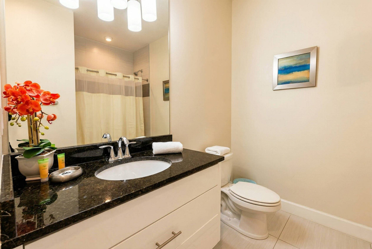 Others 4, Lermont Townhome w/ Private Pool - Near Disney, Lake