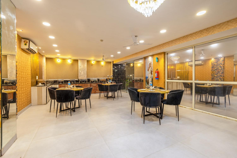 Food & Drinks 5, Hotel The York, Gautam Buddha Nagar