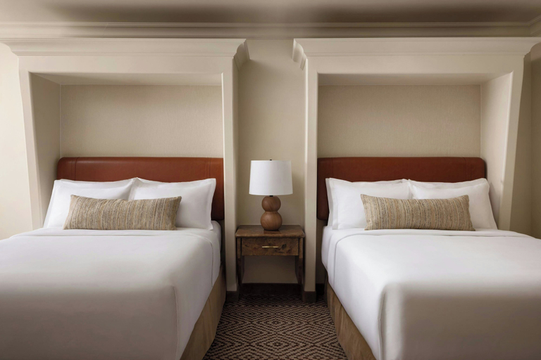 Bedroom 3, The Davenport Tower, Autograph Collection, Spokane