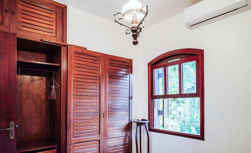 Others 2, Seaside View House, 10 min From the Beach Pev025, Ubatuba