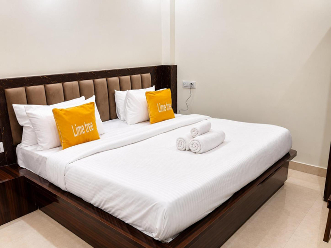 Bedroom 3, Lime Tree Hotel and Banquet Vrindavan, Mathura