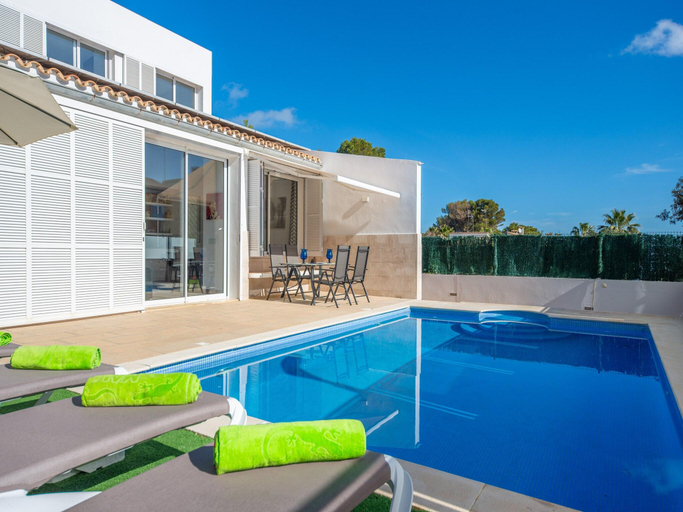 Others 2, Domus Genti - Villa With Private Pool. Free Wifi, Baleares