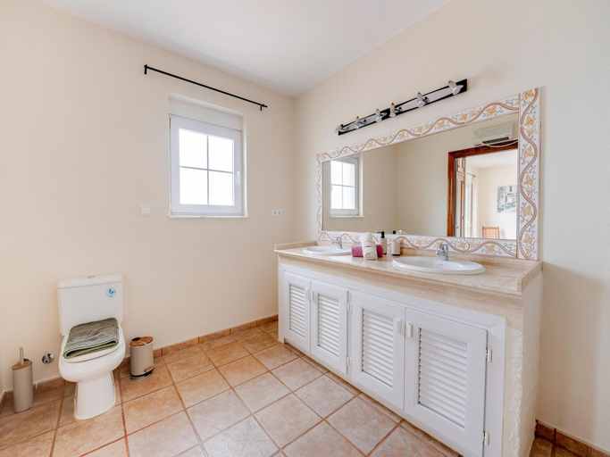 Bathroom 4, Villa in El Agar with Private Pool and Beaches, Murcia