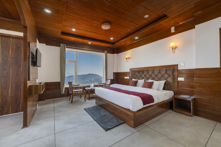 Bedroom 2, Sunrise Villa, Shimla