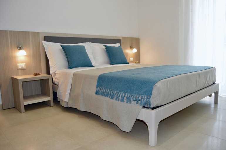 Bedroom 3, B&B MarAle, Lecce
