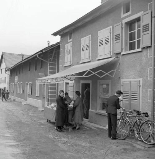 Others 4, Historic apartment in the old village of Naters, Brig