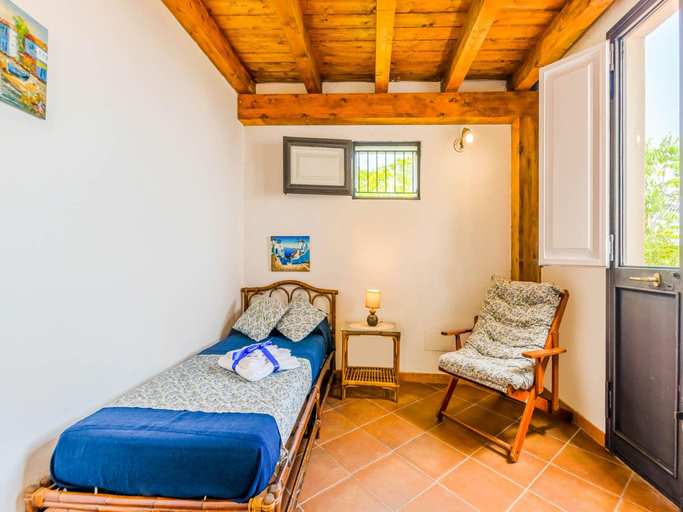 Bedroom 5, Villa with pool and panoramic surroundings, Catania