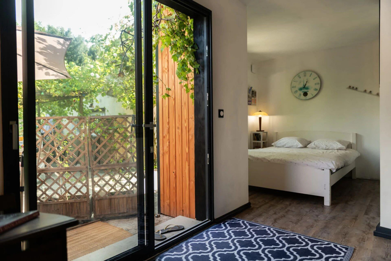 Bedroom 4, La Jolie Longère Fleurie, Charente-Maritime