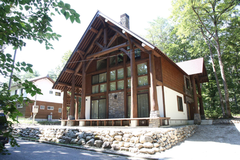 Others 3, Villa Bavaria, Hakuba